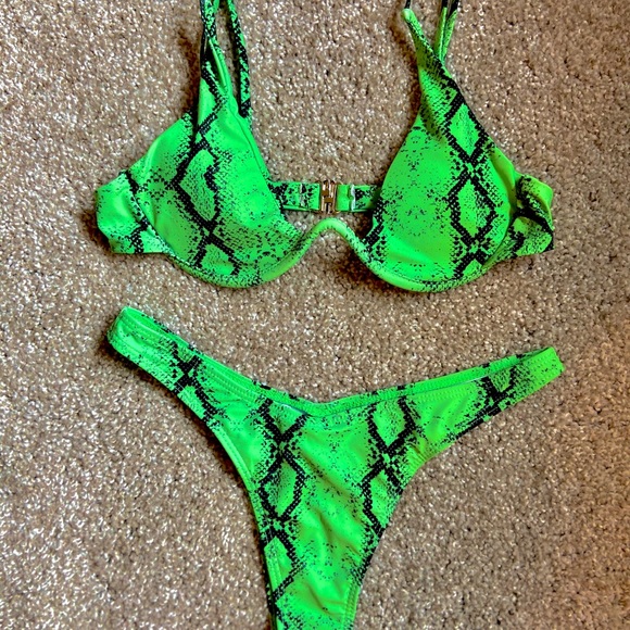 Haute Swimwear Other - Neon green “Venom” snake print bikini set